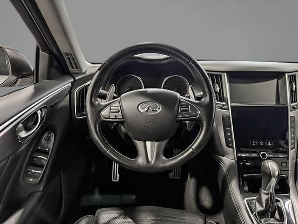 INFINITI Q50 RED SPORT 400 2016 d&rsquo;occasion à vendre - 18
