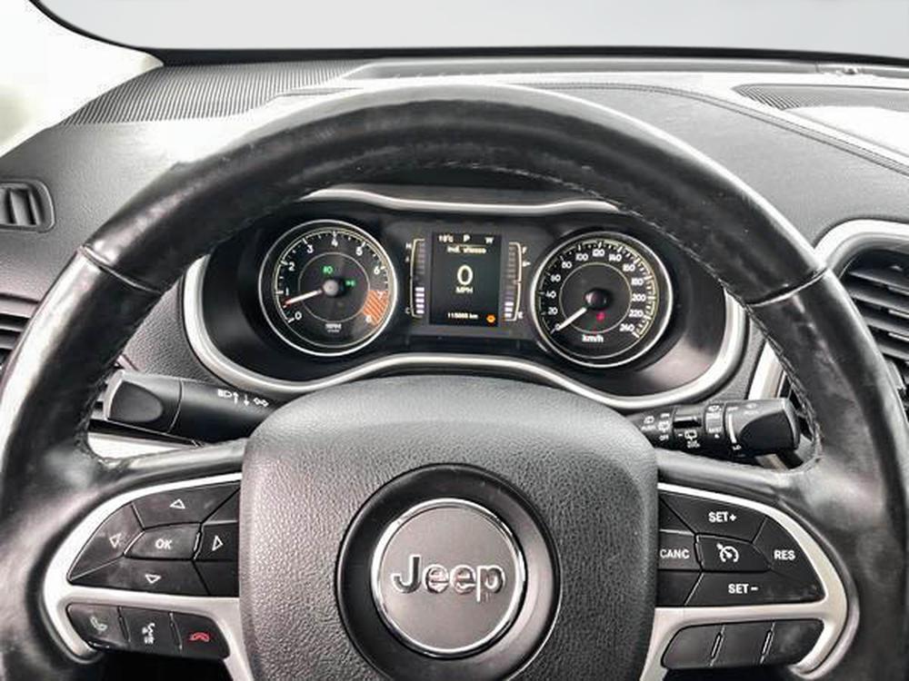 Jeep Cherokee NORTH 2014 d&rsquo;occasion à vendre - 26