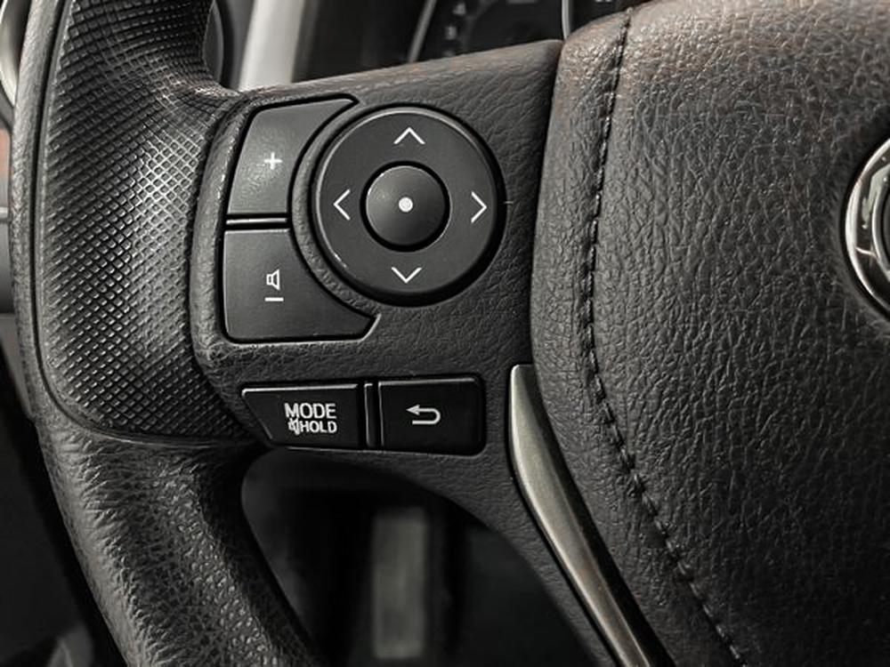 Toyota RAV4 XLE AWD 2015 d&rsquo;occasion à vendre - 16