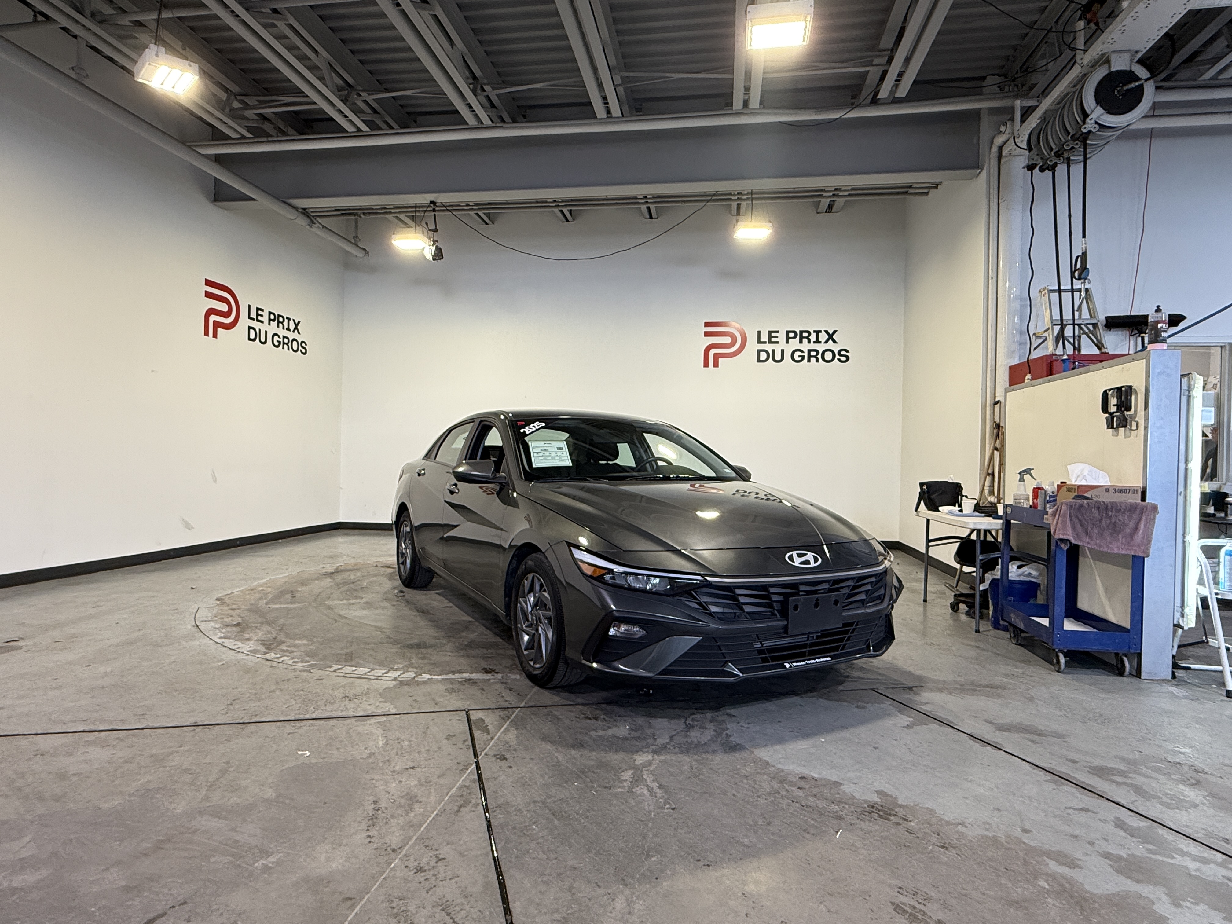 Gray 2025 Hyundai Elantra Sedan  Automatic