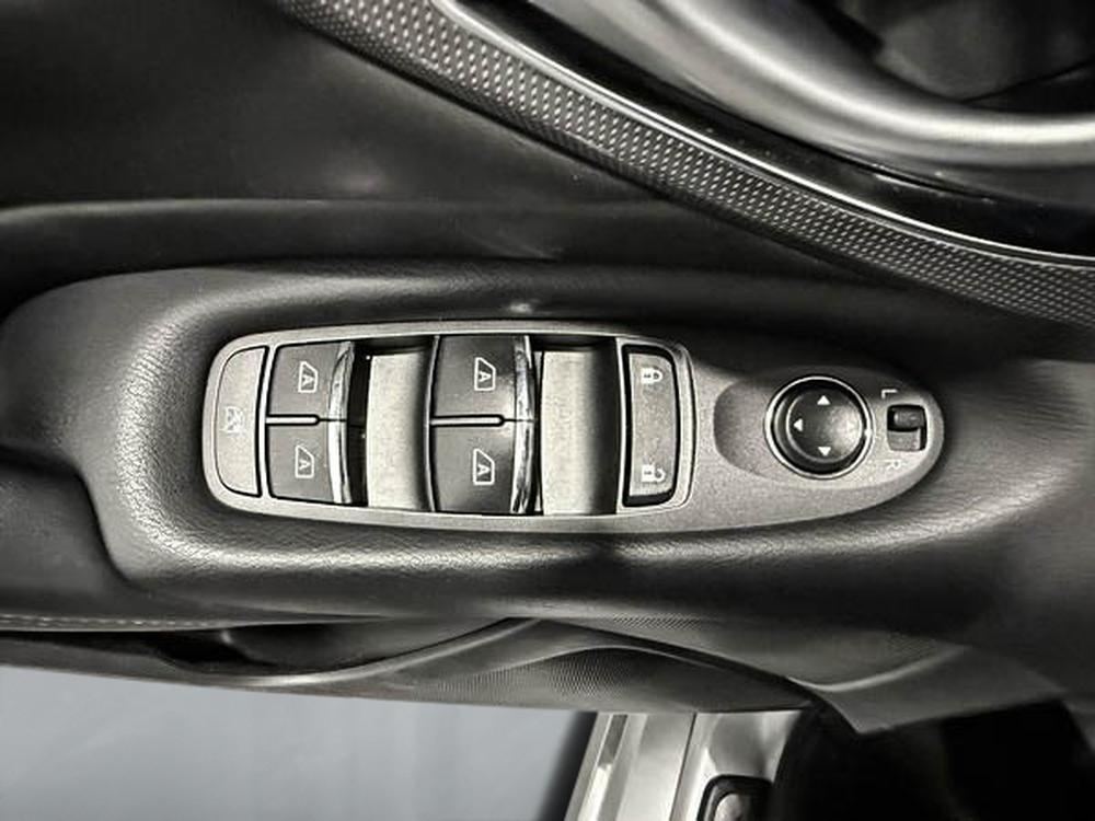 INFINITI Q50 RED SPORT 400 2016 d&rsquo;occasion à vendre - 16