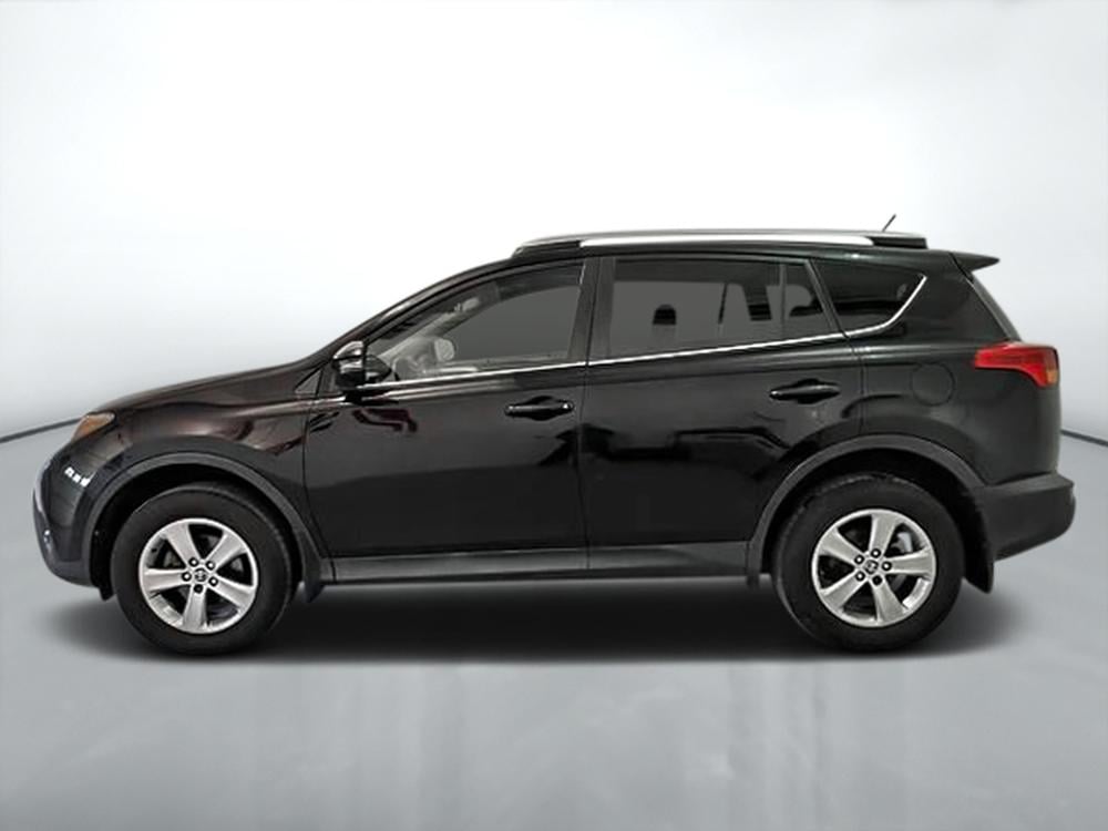 Toyota RAV4 XLE AWD 2015 d&rsquo;occasion à vendre - 4