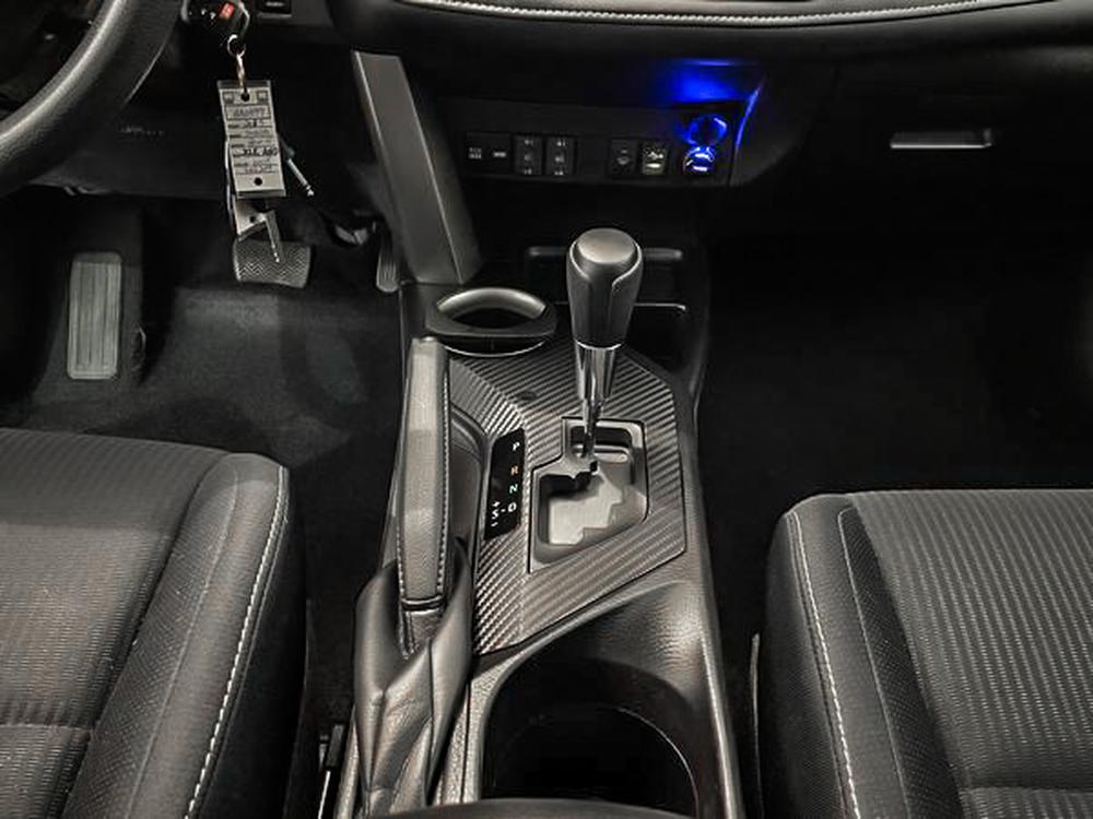 Toyota RAV4 XLE AWD 2015 d&rsquo;occasion à vendre - 27