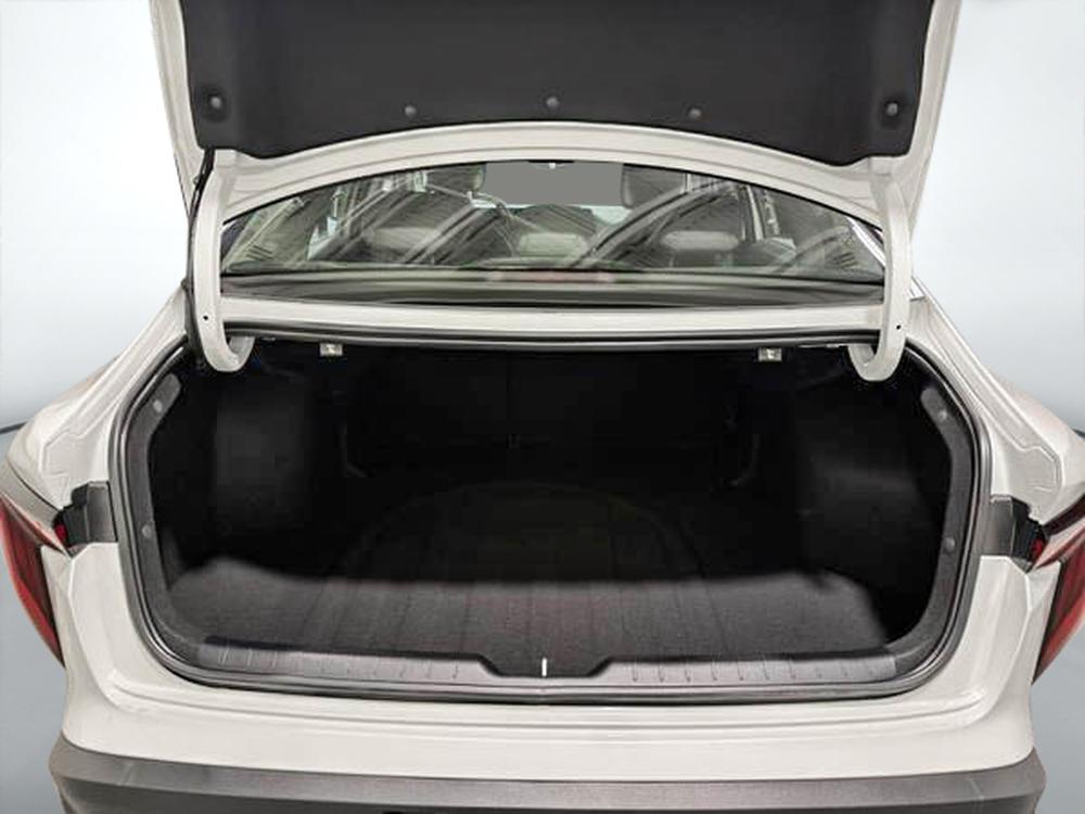 Kia K4 2025 Blanc usage à vendre Kia K4 2025 Blanc usage à vendre