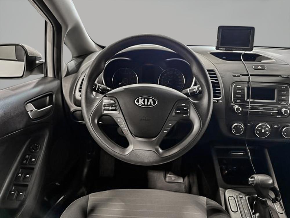Kia Forte lx 2016 d&rsquo;occasion à vendre - 17