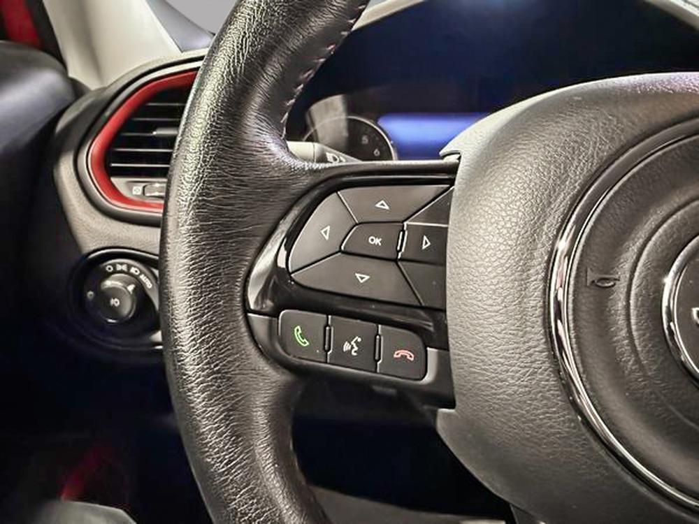 Jeep Renegade Trailhawk 2022 d&rsquo;occasion à vendre - 18