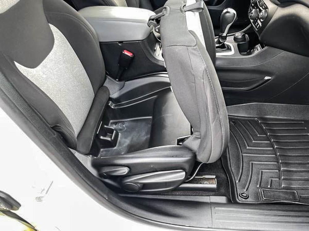 Jeep Cherokee NORTH 2014 d&rsquo;occasion à vendre - 32