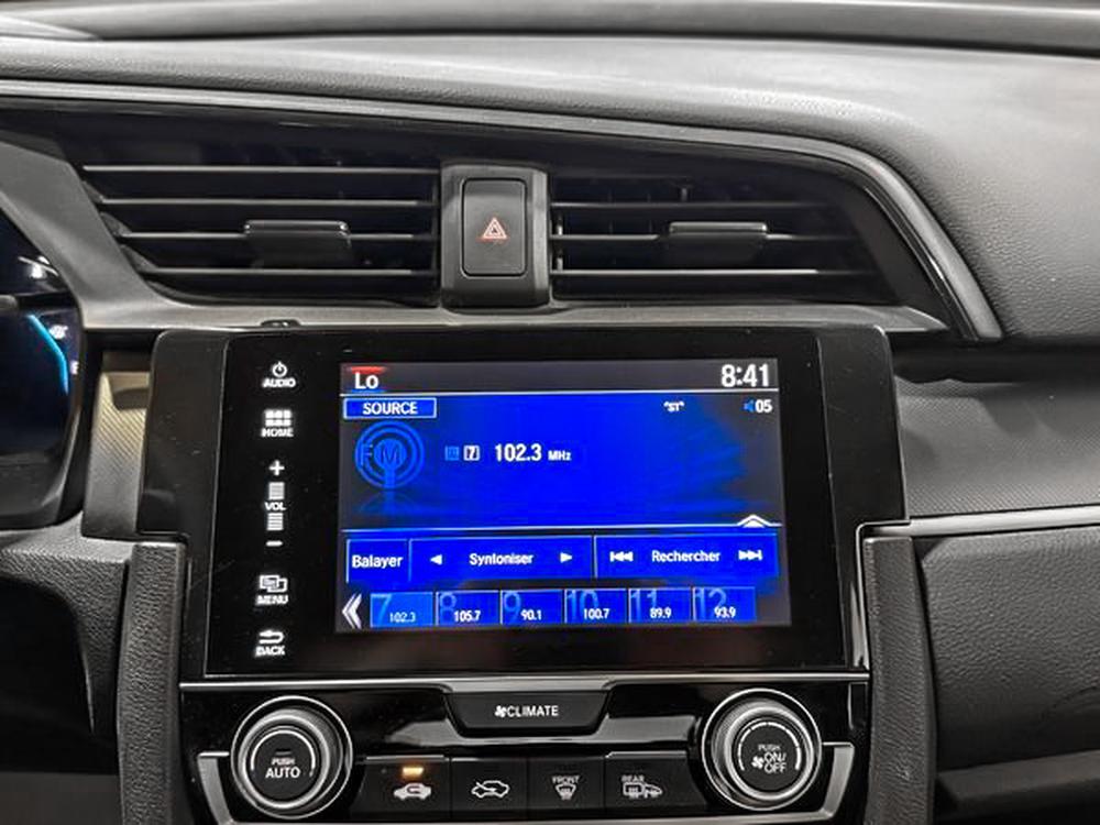 Honda Civic Sedan LX 2017 d&rsquo;occasion à vendre - 24