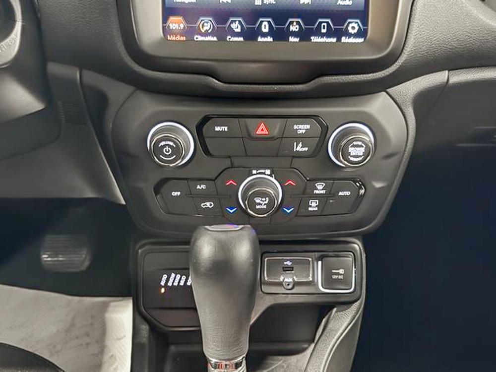 Jeep Renegade Trailhawk 2022 d&rsquo;occasion à vendre - 27