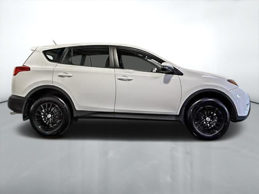 Toyota RAV4 LE 2014 d&rsquo;occasion à vendre - 2