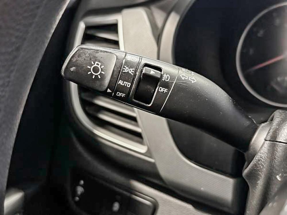 Kia Seltos LX 2021 d&rsquo;occasion à vendre - 21
