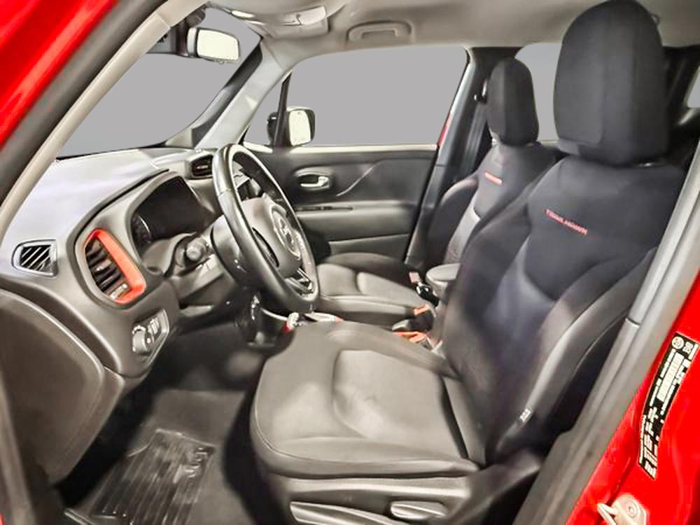 Jeep Renegade Trailhawk 2022 d&rsquo;occasion à vendre - 16