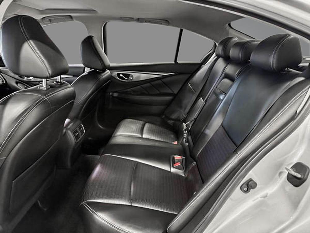 INFINITI Q50 RED SPORT 400 2016 d&rsquo;occasion à vendre - 30
