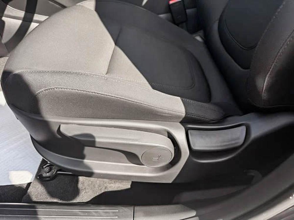 Hyundai Tucson ESSENTIAL FWD 2022 d&rsquo;occasion à vendre - 17