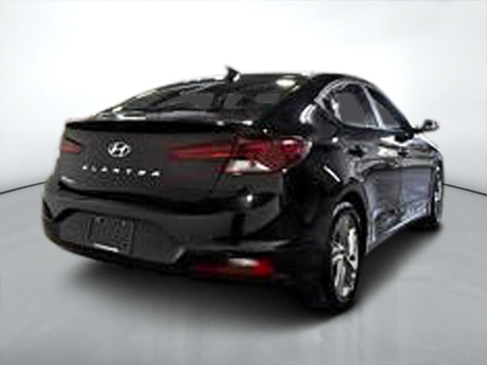 Hyundai Elantra 2020 Noir usage à vendre Hyundai Elantra 2020 Noir usage à vendre