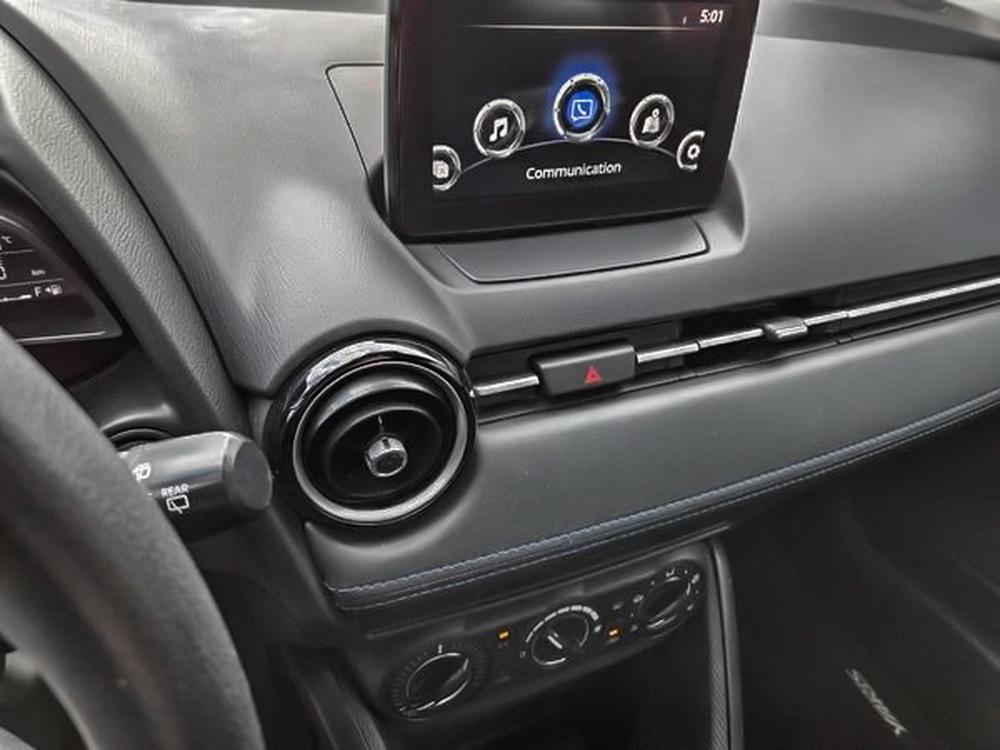Toyota Yaris Hatchback Base LE 2020 à vendre à Trois-Rivières - 18