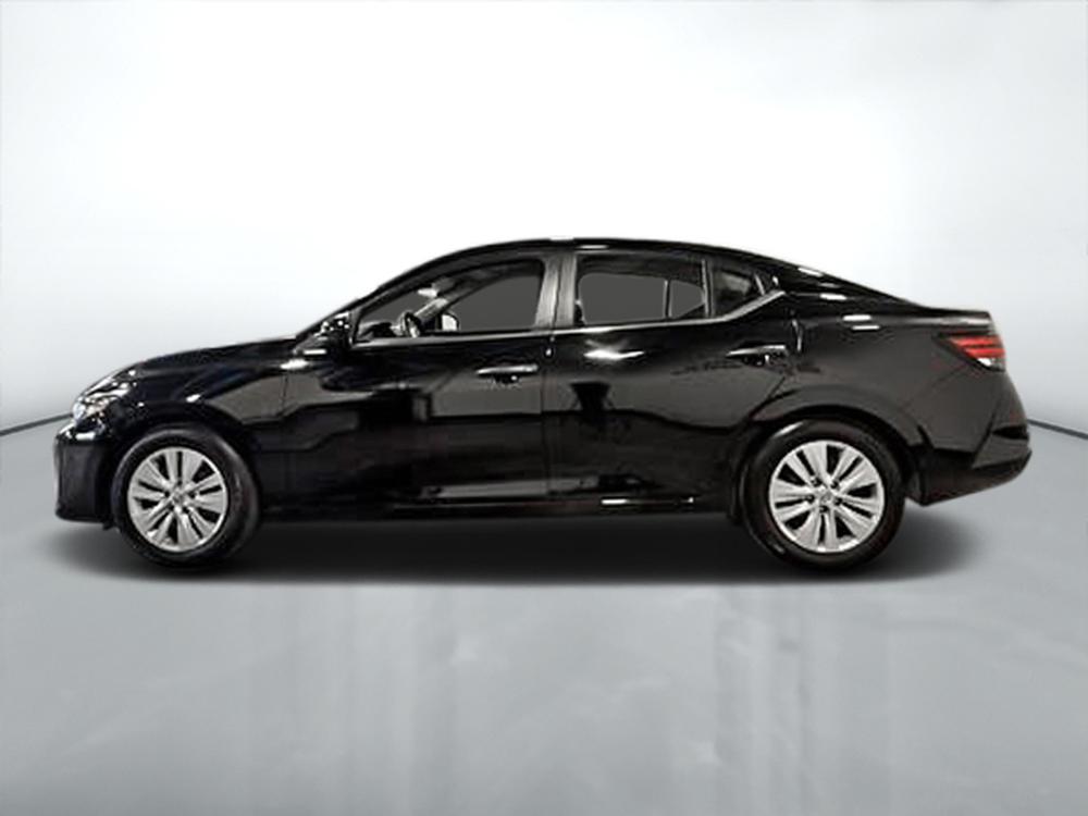 Nissan Sentra 2024 Noir usage à vendre Nissan Sentra 2024 Noir usage à vendre