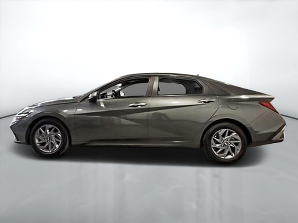 Hyundai Elantra Preferred 2025 d&rsquo;occasion à vendre - 7