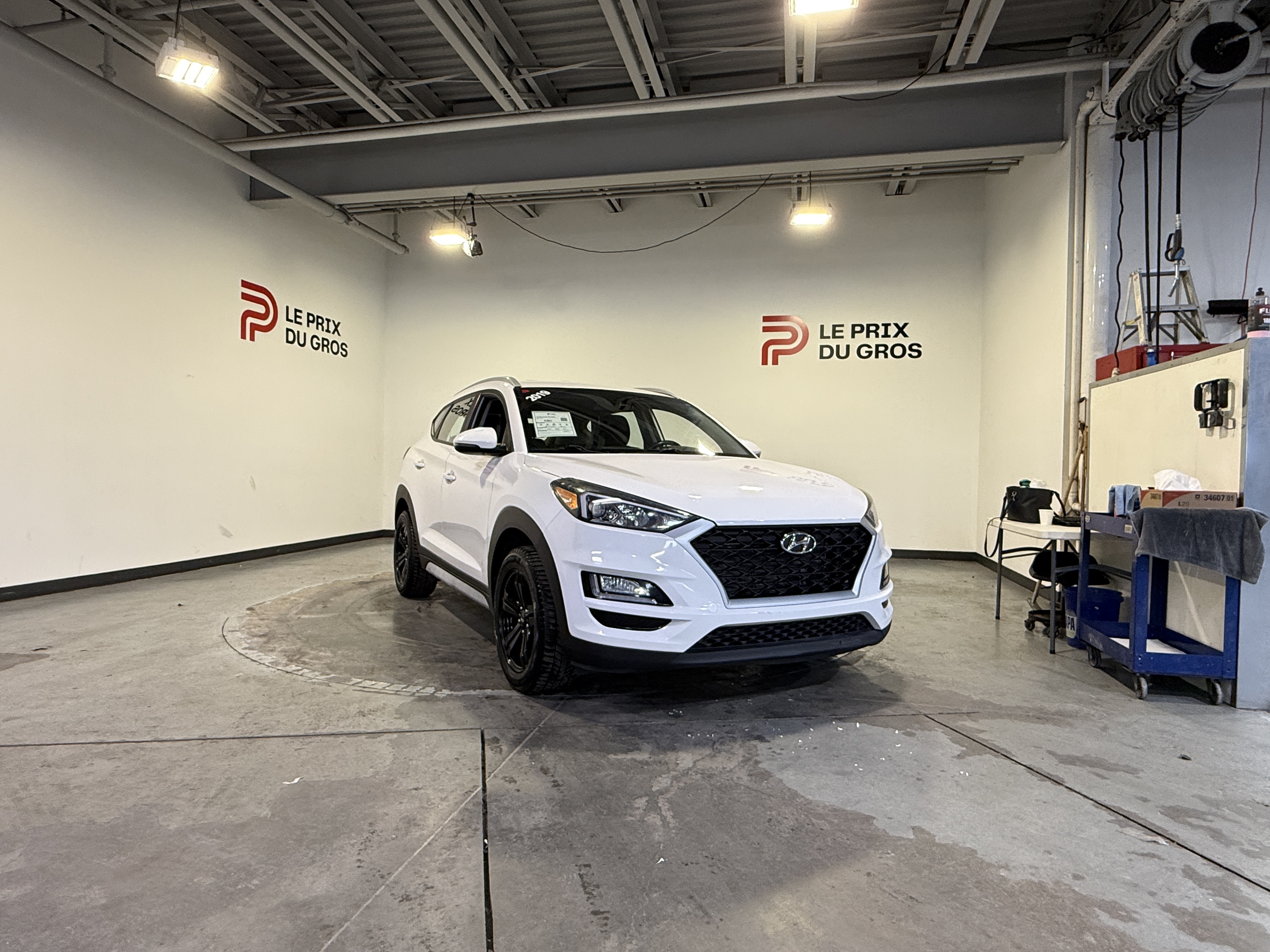 White 2019 Hyundai Tucson SUV / Crossover Automatic