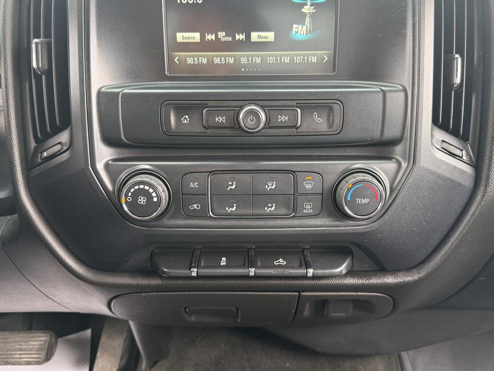 Chevrolet Silverado 1500 CUSTOM 2018 d&rsquo;occasion à vendre - 27