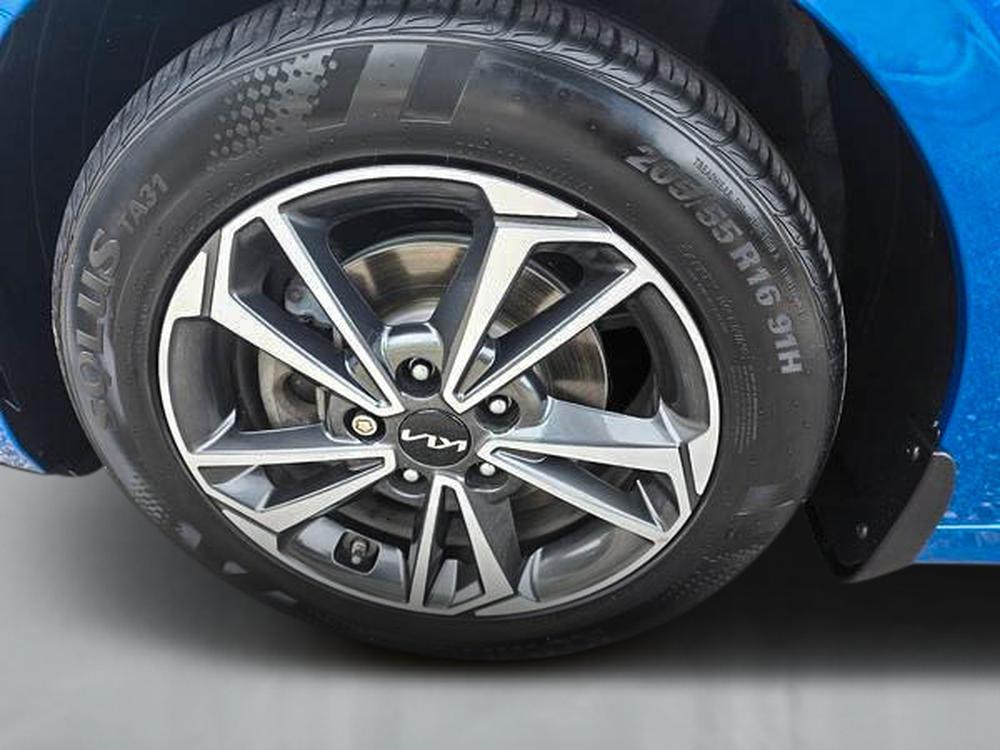 Kia Forte EX 2022 d&rsquo;occasion à vendre - 11
