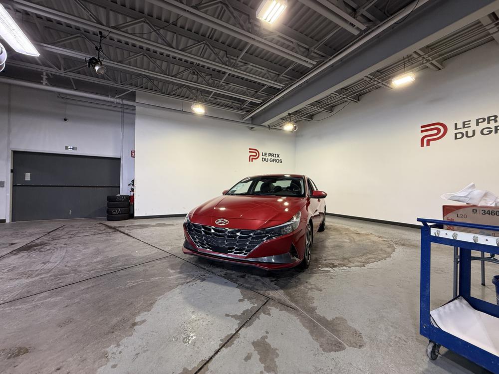 Hyundai Elantra LUXE 2023 d&rsquo;occasion à vendre - 8