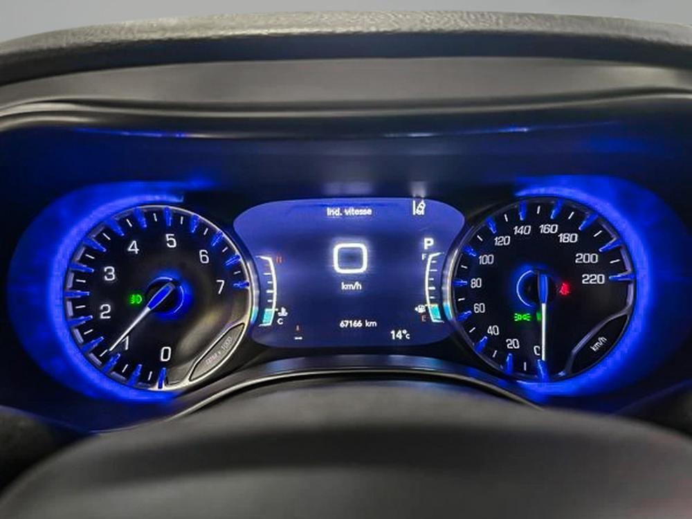 Chrysler Pacifica Limited 2025 d&rsquo;occasion à vendre - 24