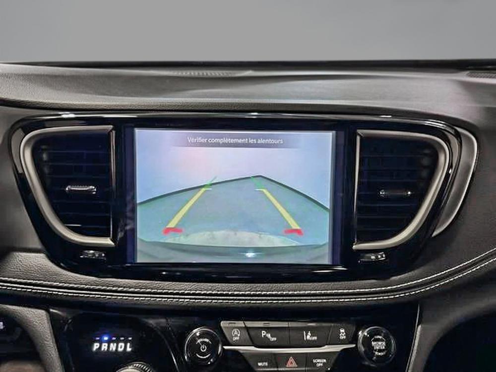 Chrysler Pacifica Limited 2025 d&rsquo;occasion à vendre - 27