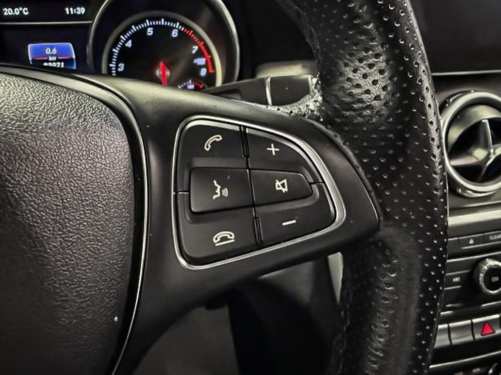 Mercedes-Benz GLA 250 2019 d&rsquo;occasion à vendre - 22