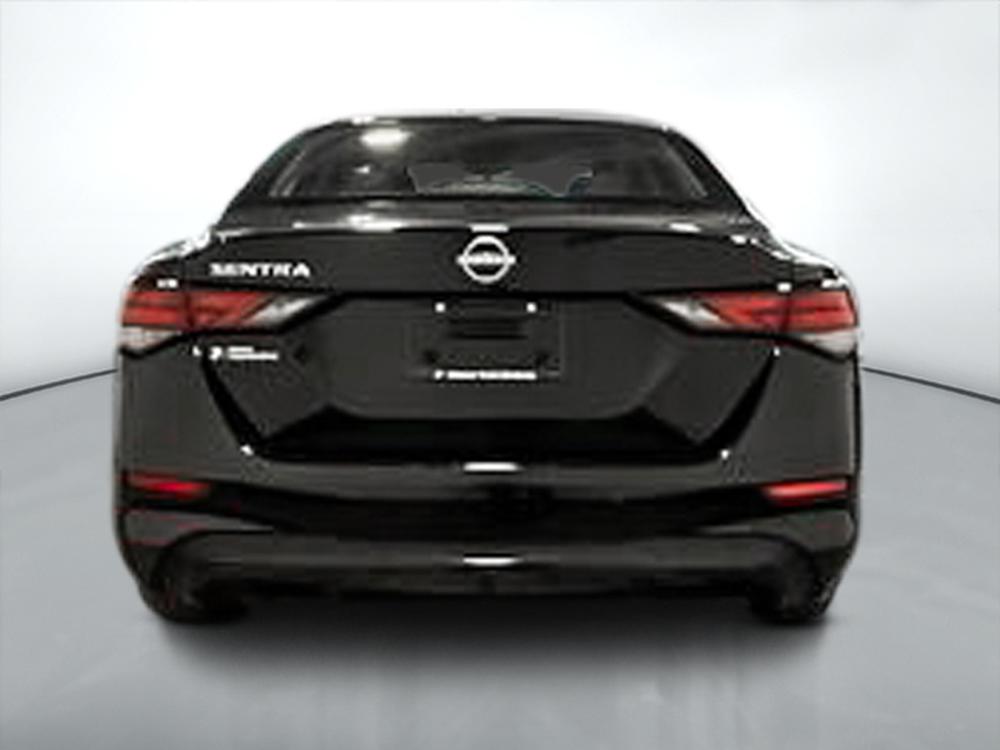 Nissan Sentra 2024 Noir usage à vendre Nissan Sentra 2024 Noir usage à vendre