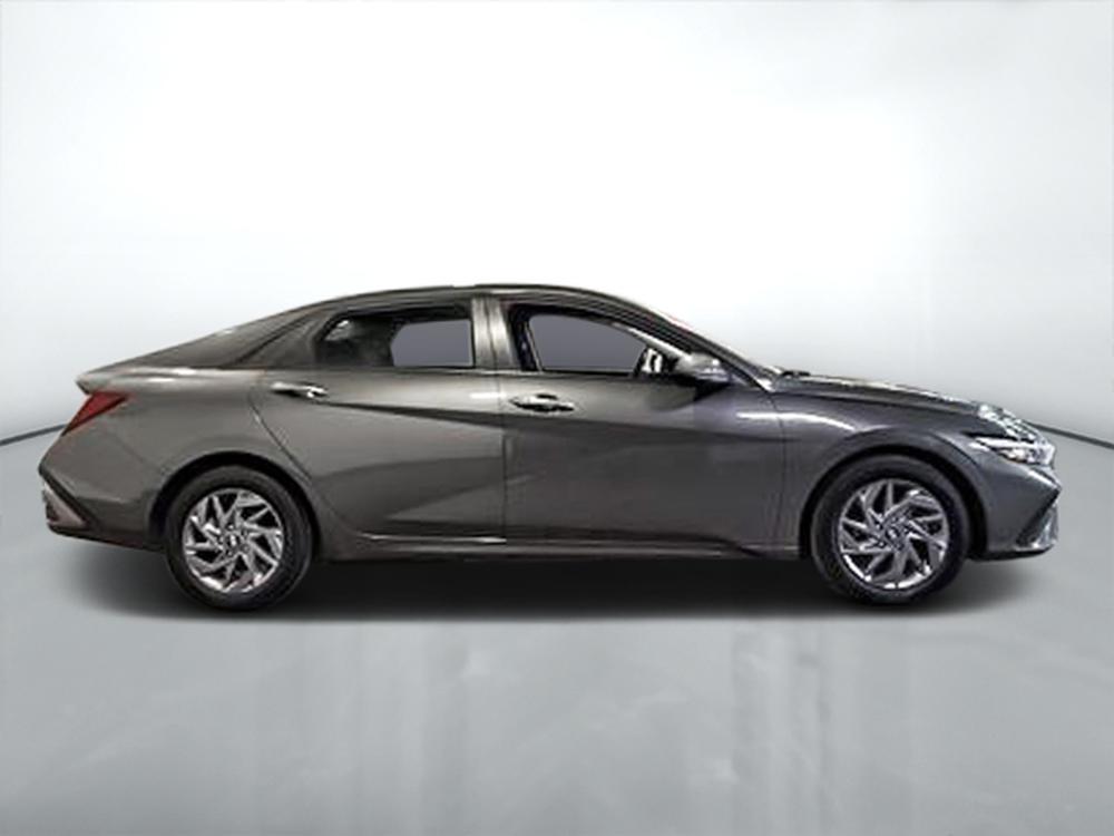 Hyundai Elantra Preferred 2025 d&rsquo;occasion à vendre - 2