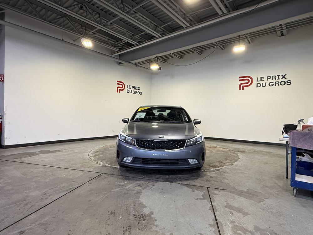 Kia Forte LX 2017 d&rsquo;occasion à vendre - 9