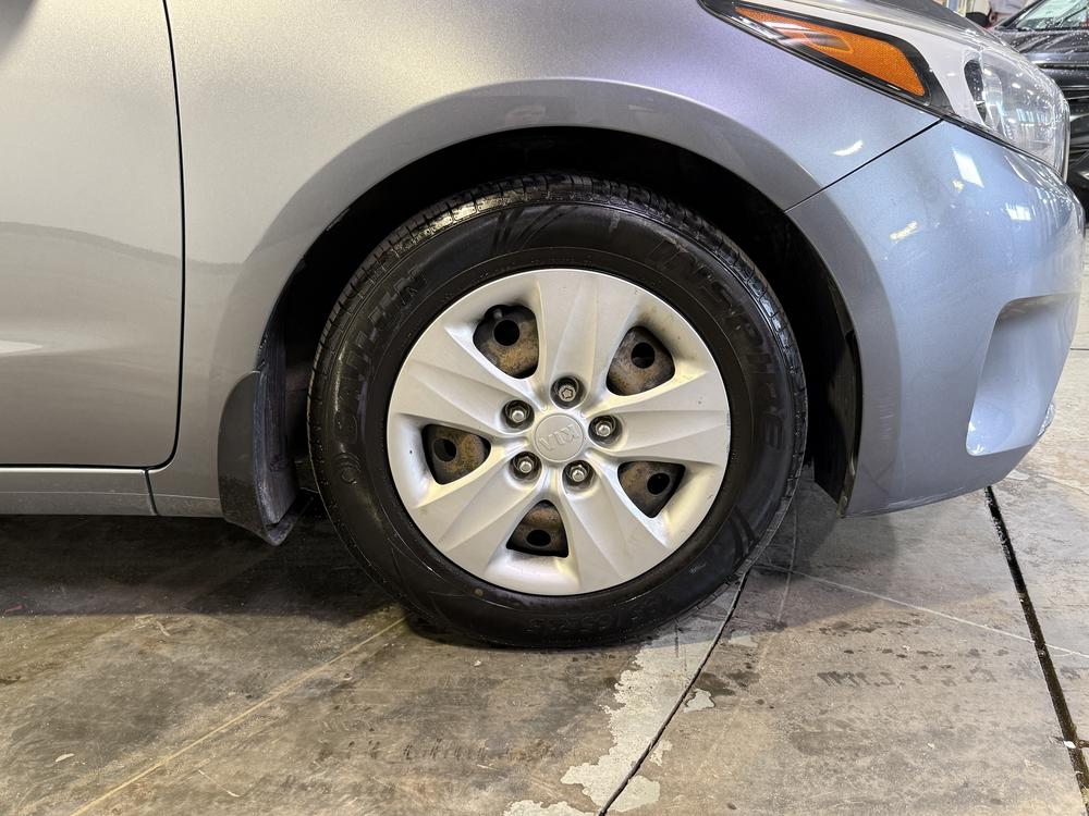Kia Forte LX 2017 d&rsquo;occasion à vendre - 12