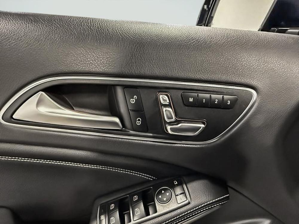 Mercedes-Benz GLA 250 2019 d&rsquo;occasion à vendre - 16