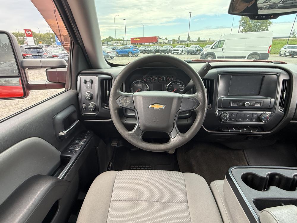 Chevrolet Silverado 1500 CUSTOM 2018 d&rsquo;occasion à vendre - 18