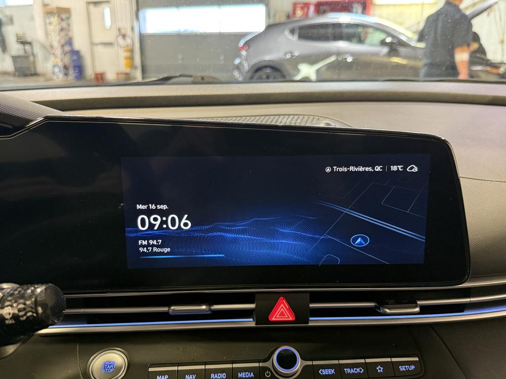 Hyundai Elantra LUXE 2023 d&rsquo;occasion à vendre - 26
