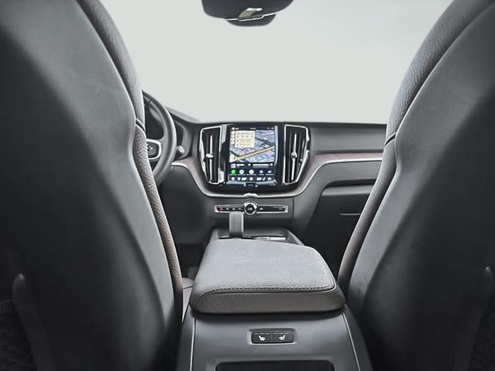Volvo XC60 B6 MOMENTUM // PREMIUM PACK 2022 d&rsquo;occasion à vendre - 14
