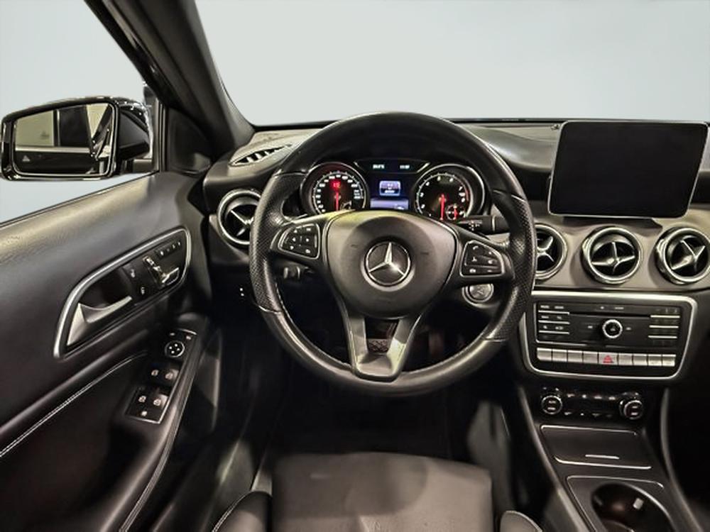 Mercedes-Benz GLA 250 2019 d&rsquo;occasion à vendre - 19