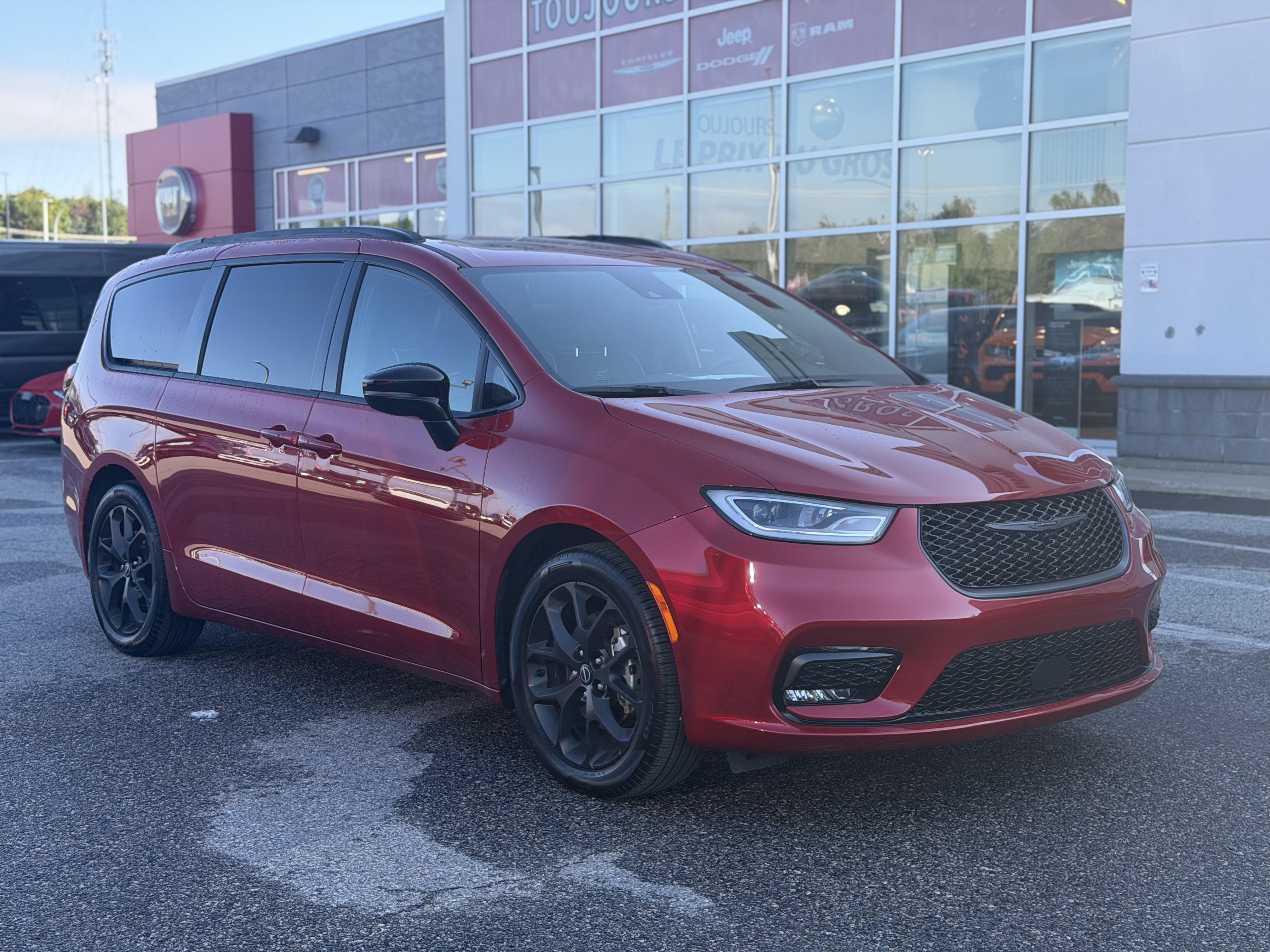 Red 2025 Chrysler Pacifica Minivan Front-Wheel Drive Automatic