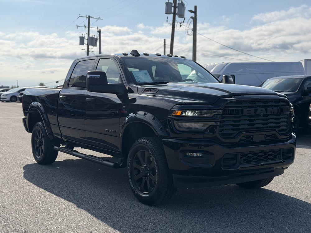 Ram 2500 BIGHORN NIGHT EDITION