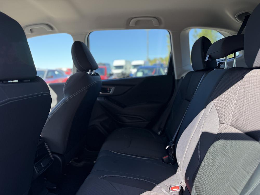 Subaru Forester 2.5i 2023 à vendre à Trois-Rivières - 9