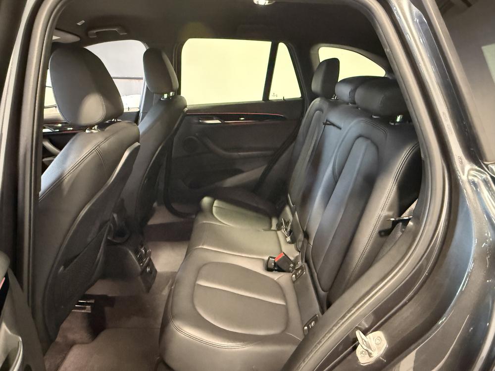 BMW X1 XDRIVE 28I 2018 d&rsquo;occasion à vendre - 29