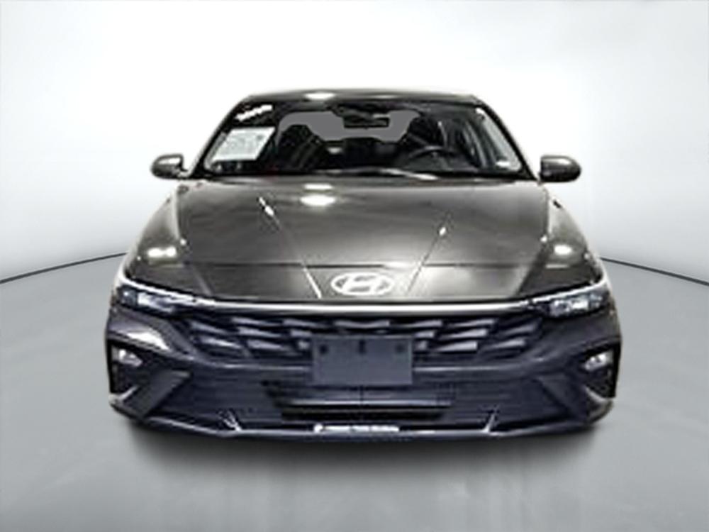Hyundai Elantra Preferred 2025 d&rsquo;occasion à vendre - 9