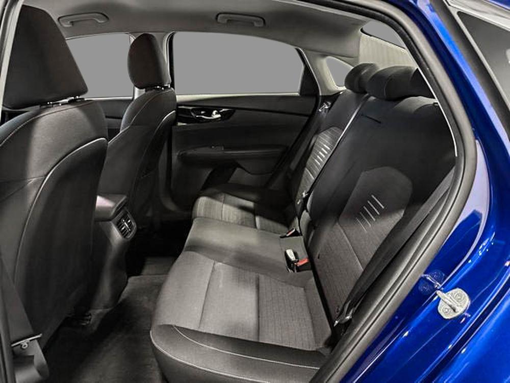 Kia Forte EX 2021 d&rsquo;occasion à vendre - 28