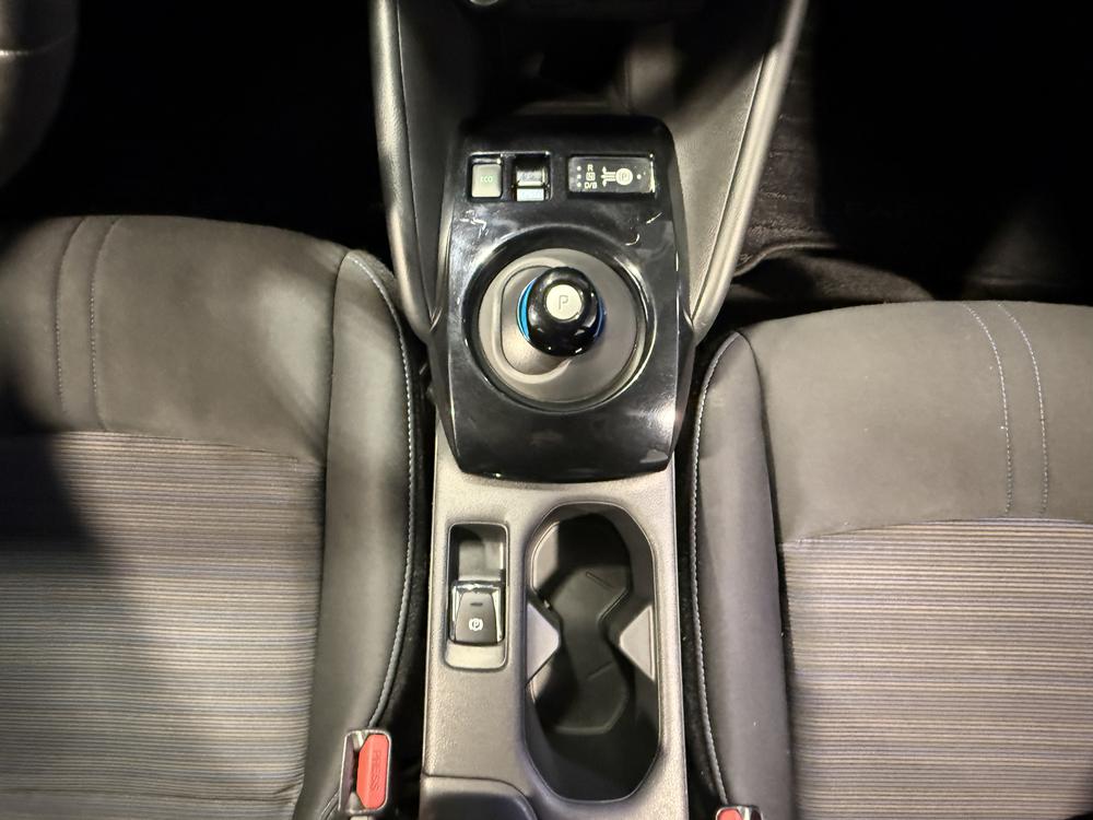Nissan LEAF SV+ 2023 d&rsquo;occasion à vendre - 29