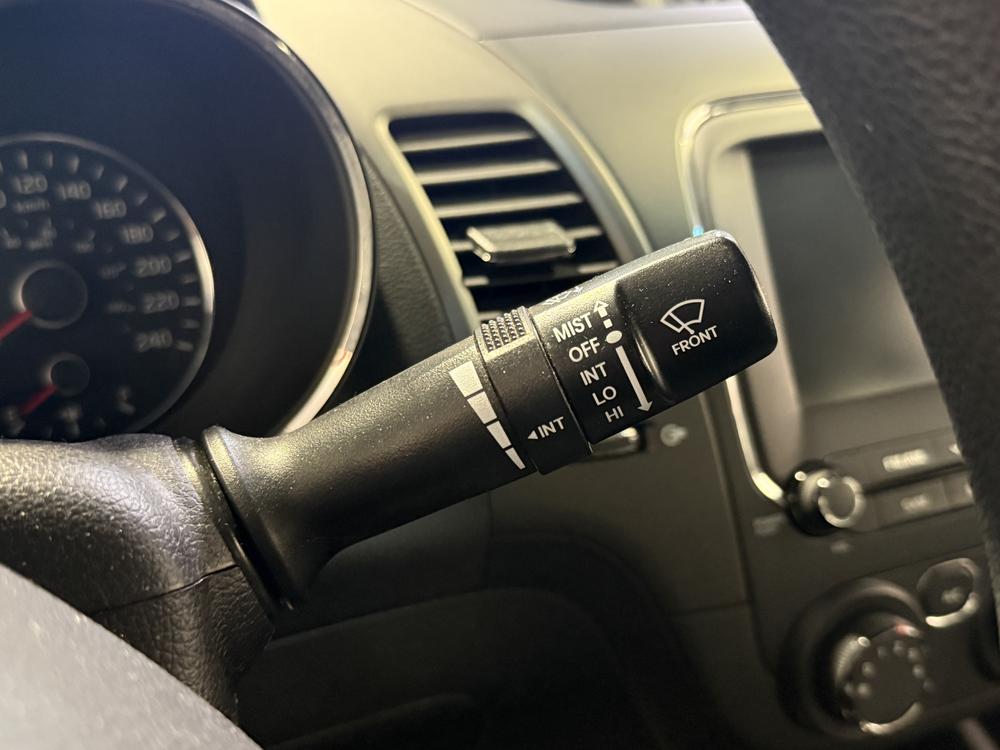 Kia Forte LX 2017 d&rsquo;occasion à vendre - 22
