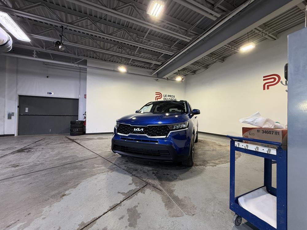 Kia Sorento LX PREMIUM 2023 d&rsquo;occasion à vendre - 8