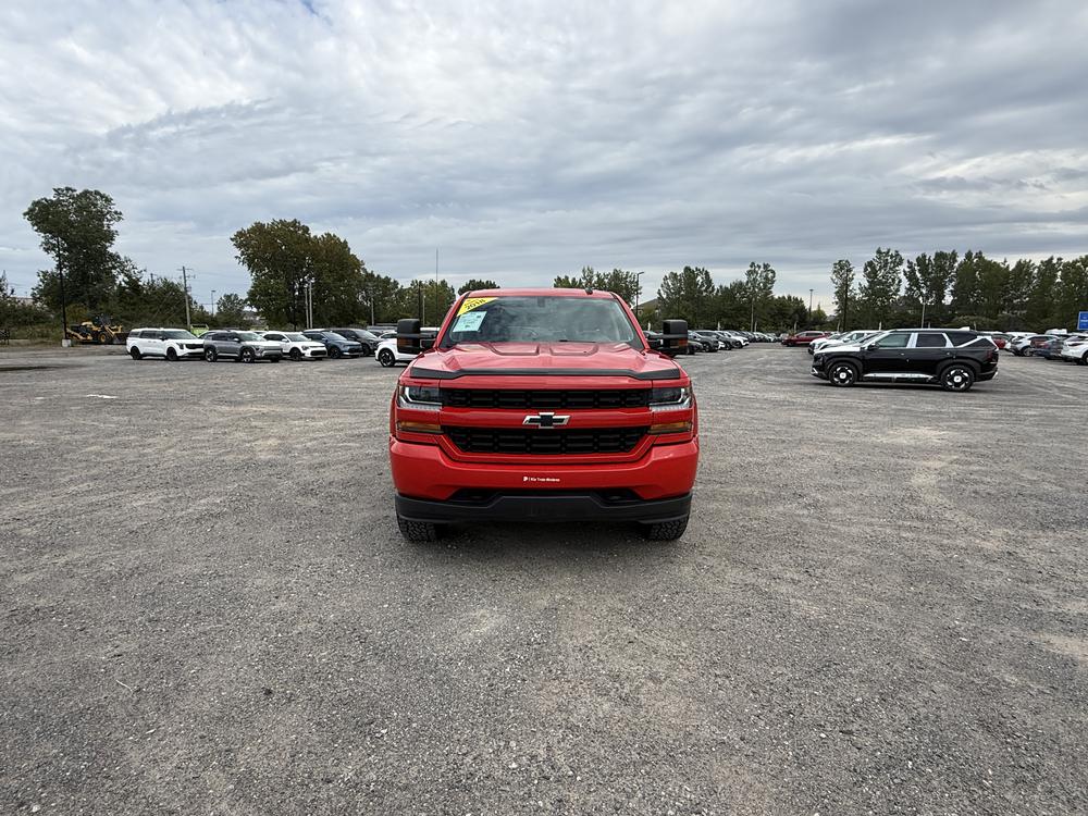 Chevrolet Silverado 1500 CUSTOM 2018 d&rsquo;occasion à vendre - 9