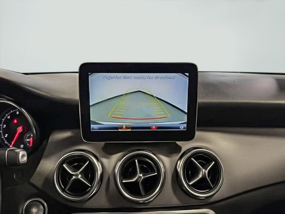Mercedes-Benz GLA 250 2019 d&rsquo;occasion à vendre - 28