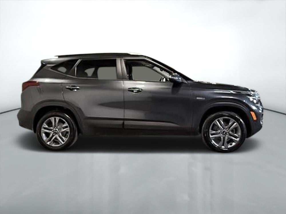 Kia Seltos LX 2021 d&rsquo;occasion à vendre - 2